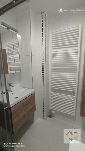 PRENAJATÝ do 1.9.2026 - Luxusný 3 izbový manažérsky byt, kompletne zariadený pre náročných