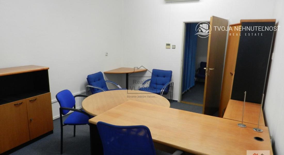 Administratívne priestory s klimatizáciou, plocha 73 m2.