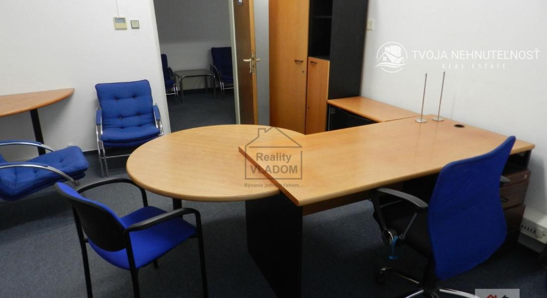 Administratívne priestory s klimatizáciou, plocha 73 m2.