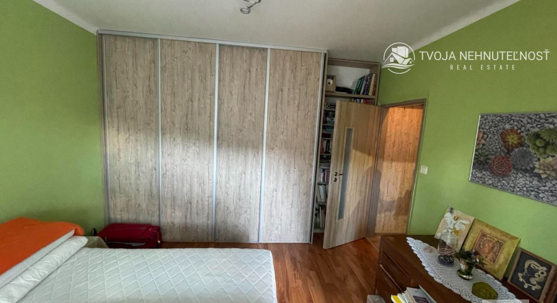 Prenajatý do 30.06.2026...2 izbový s loggiou byt Marka Čulena, kompletná rekonštrukcia, zariadený