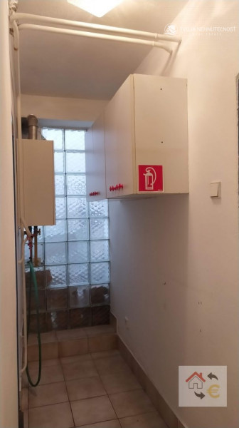 Prenájom obchodných priestorov 42 m2 Šafárikova ulica