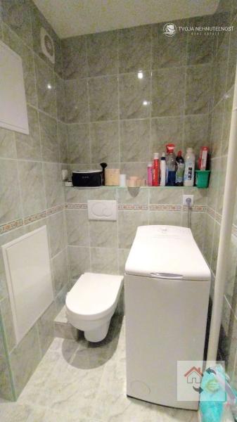 Voľný od 1.9.2024 - Krásny 2 izbový byt s balkónom v centre mesta, komplet rekonštrukcia, zariadený