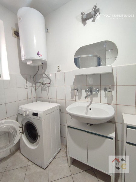 Prenajatý do 30.06.2026..... Na prenájom 2 izbový byt v blízkosti OC NOVUM