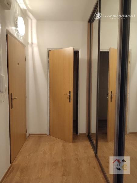 Prenajatý do 1.2.2026...Prenájom 2 izbového bytu Prostějovská 3, zrekonštruovaný a zariadený