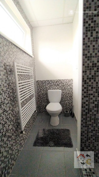 Prenajatý do 1.8.2024...Prenajatý do 1.9.2024...1 izbový byt s kuchynským kútom, komplet rekonštrukcia, plne zariadený