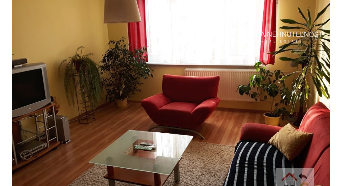 Prenajatý do 1.11.2025...Zrekonštruovaný zariadený 3 izbový byt Sekčov