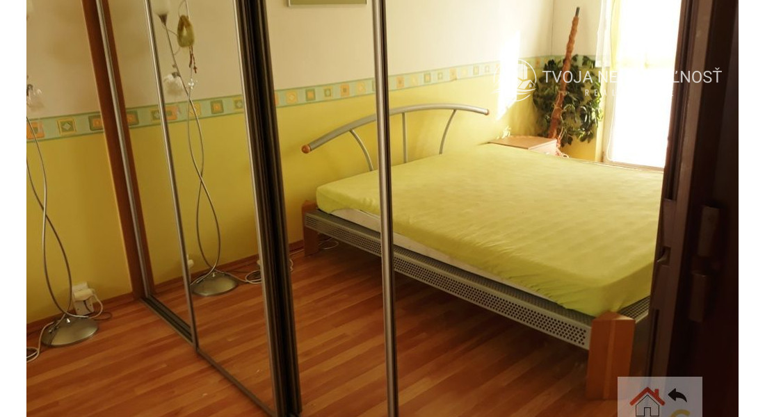 Prenajatý do 1.11.2025...Zrekonštruovaný zariadený 3 izbový byt Sekčov