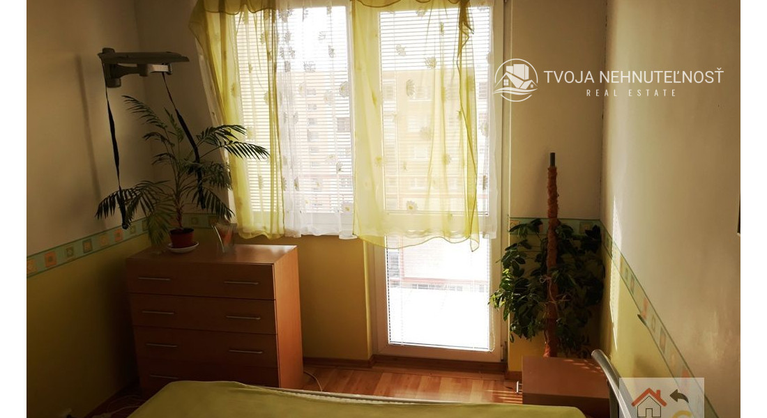 Prenajatý do 1.11.2025...Zrekonštruovaný zariadený 3 izbový byt Sekčov