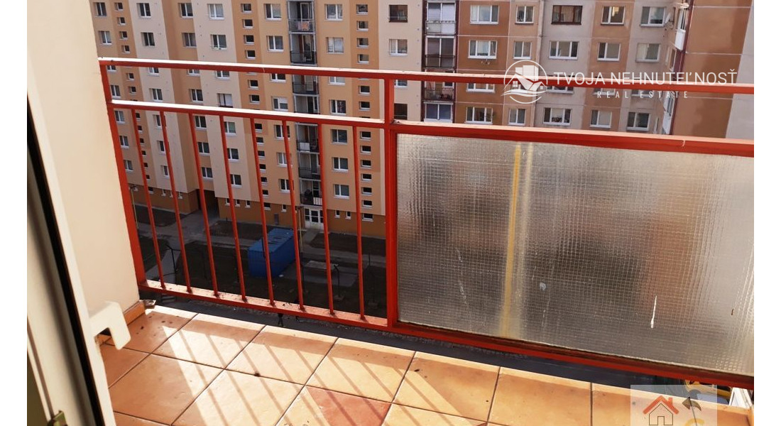 Prenajatý do 1.11.2025...Zrekonštruovaný zariadený 3 izbový byt Sekčov