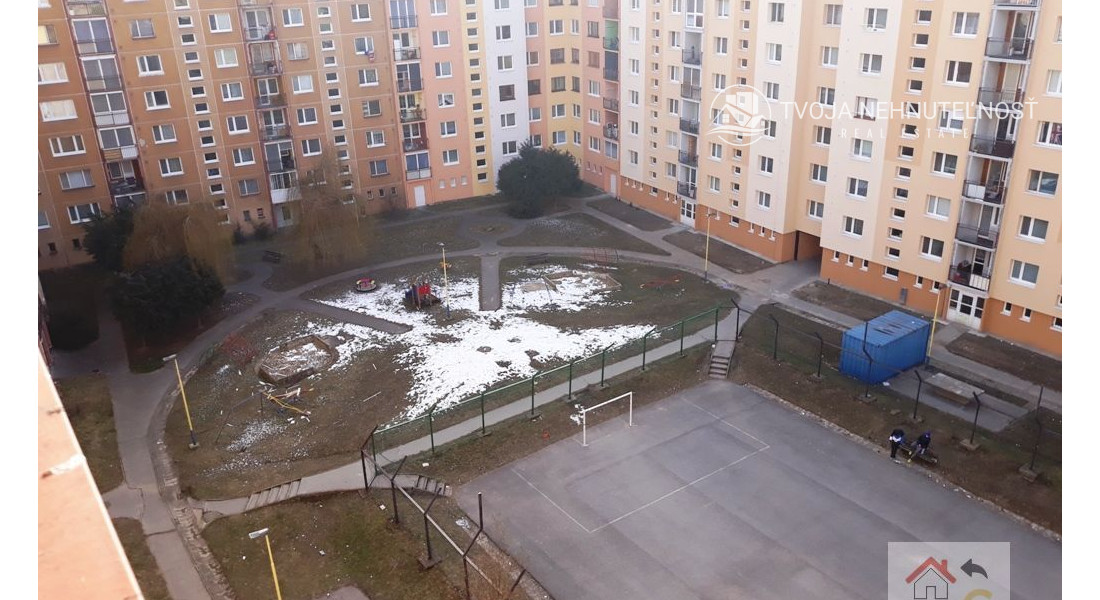 Prenajatý do 1.11.2025...Zrekonštruovaný zariadený 3 izbový byt Sekčov