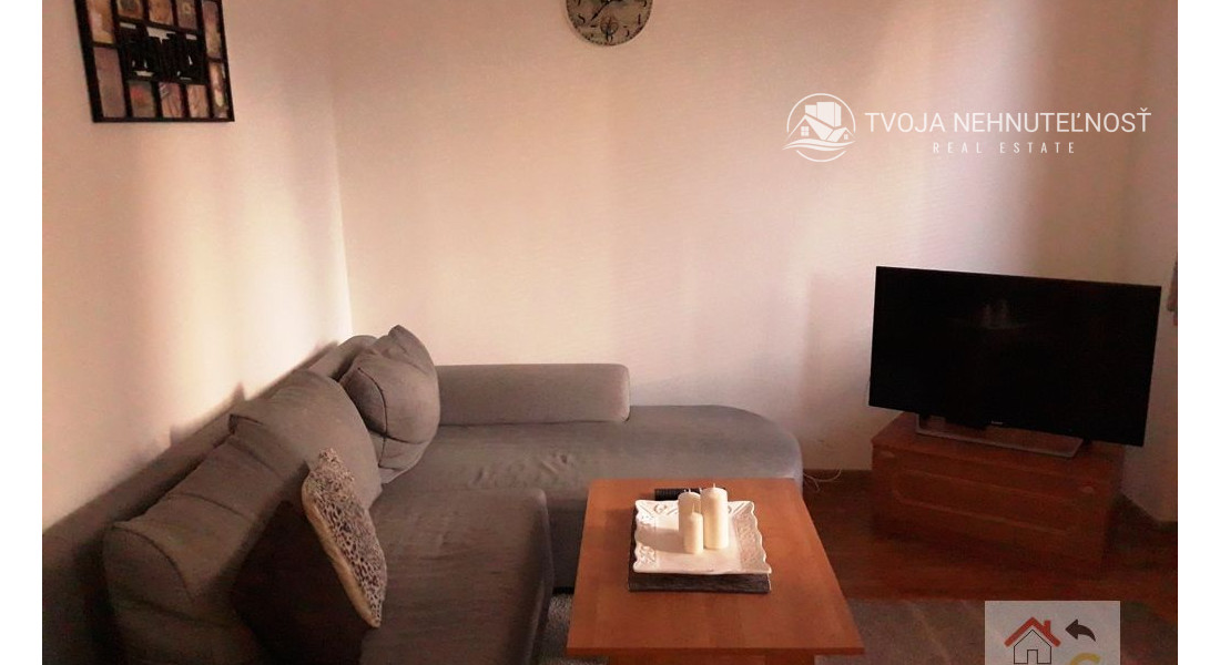 Voľný od 1.12.2025... 2 izbový byt s parkovacím miestom Budovateľská Prešov - zariadený