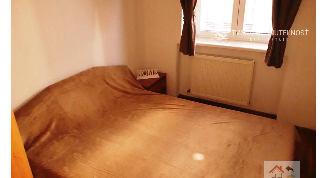 Voľný od 1.12.2025... 2 izbový byt s parkovacím miestom Budovateľská Prešov - zariadený