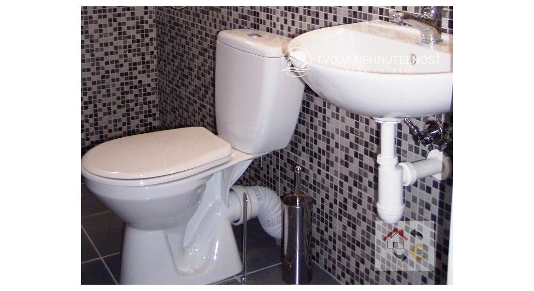 Prenajatý do 1.9.2024...Prenájom 1 izbový byt s kuchynským kútom, komplet rekonštrukcia, plne zariadený