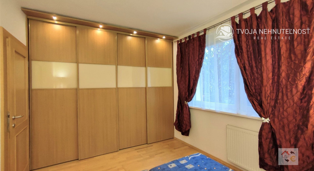 Krásny svetlý a vzdušný 3 izbový kompletne zariadený byt, plne vybavený s loggiou Tomášikova