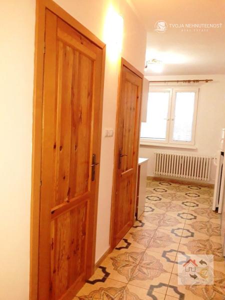 PRENAJATÉ DO 30.11.2025...1 izbový priestranný byt Švábska, po rekonštrukcii