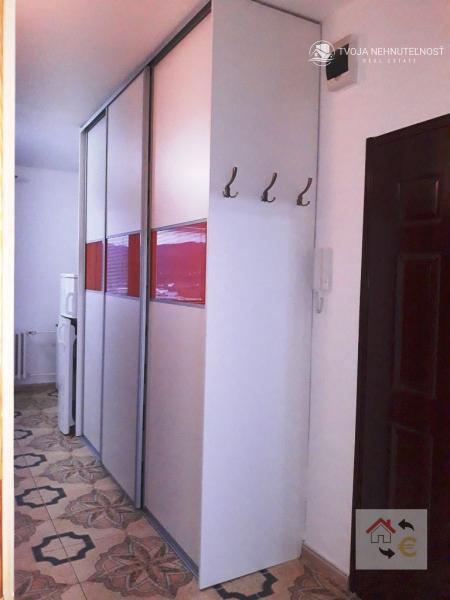 PRENAJATÉ DO 30.11.2025...1 izbový priestranný byt Švábska, po rekonštrukcii