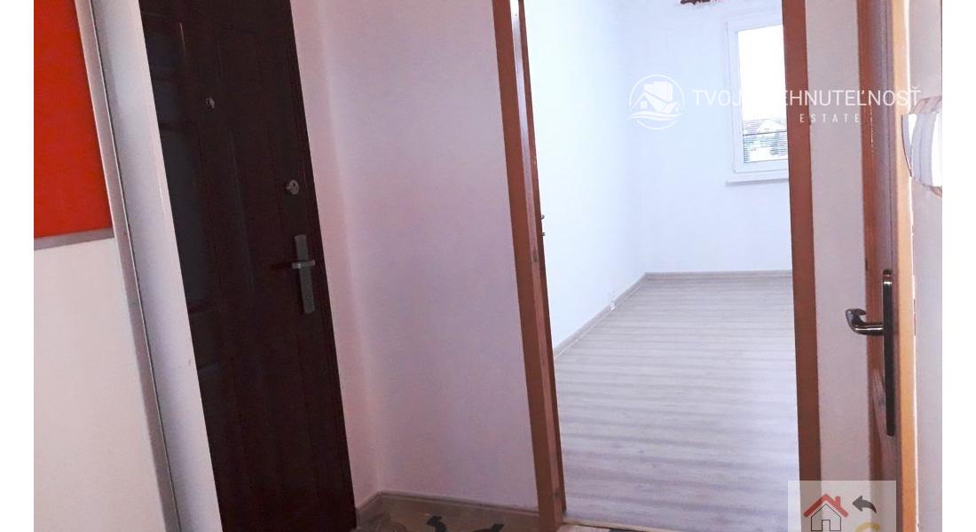 PRENAJATÉ DO 30.11.2025...1 izbový priestranný byt Švábska, po rekonštrukcii