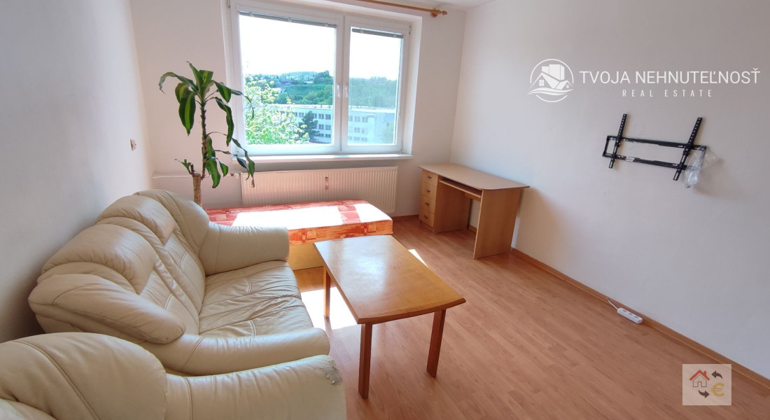 Prenajatý do 1.6.2026...Na prenájom 2 izbový byt čiastočne zariadený, Mukačevská ulica, čiastočná rekonštrukcia