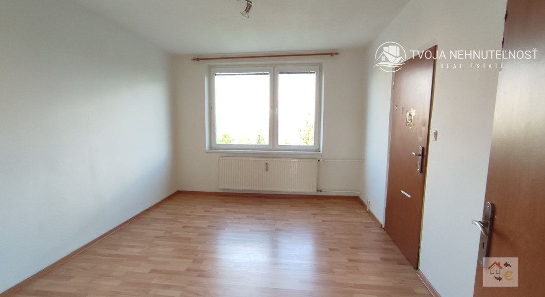 Prenajatý do 1.6.2026...Na prenájom 2 izbový byt čiastočne zariadený, Mukačevská ulica, čiastočná rekonštrukcia