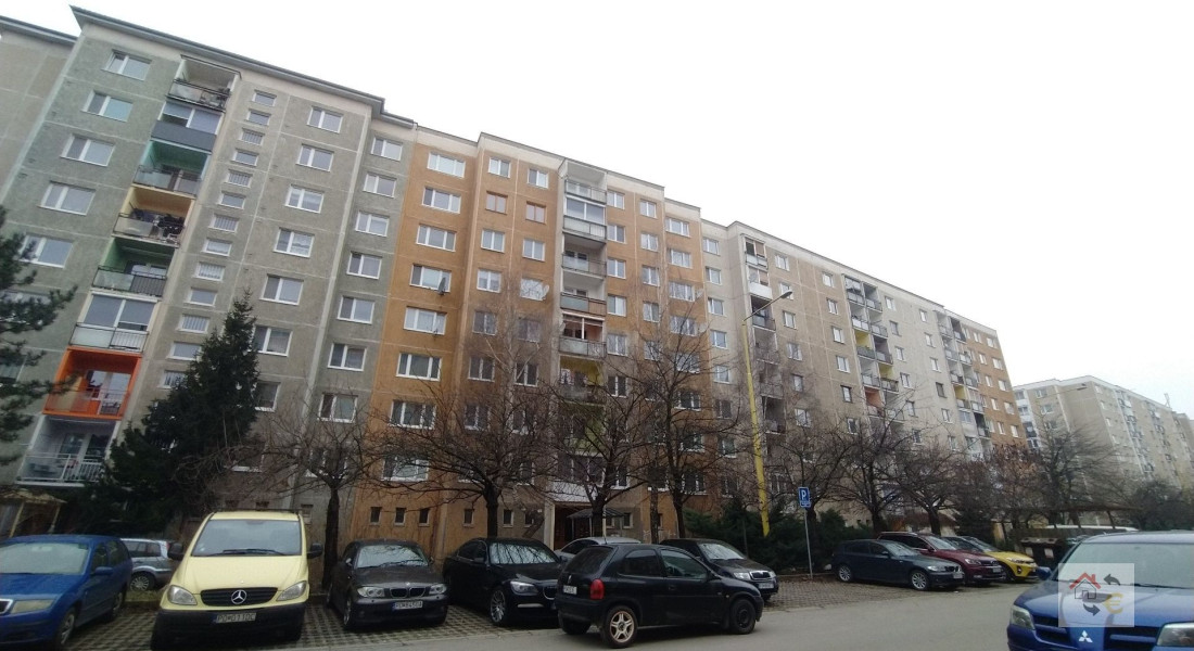 PRENAJATÝ DO 1.4.2026...Na prenájom veľký 2 izbový byt Magurská Prešov, zariadený