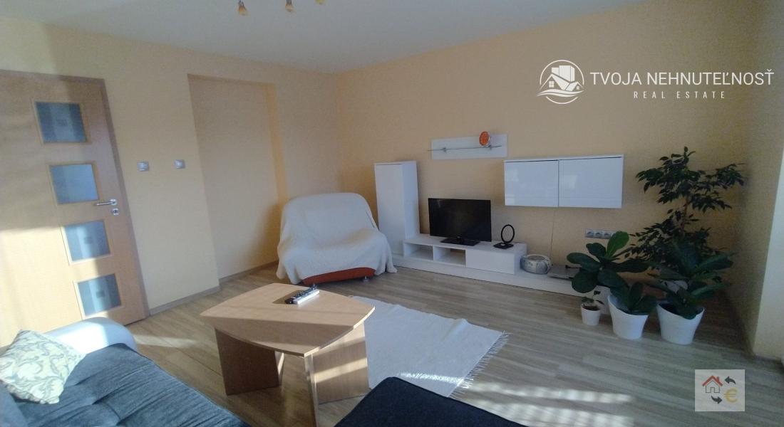 Prenajatý do 1.3.2026...Tehlový 2 izbový byt s balkónom 17.novembra Prešov, zrekonštruovaný a kompletne zariadený