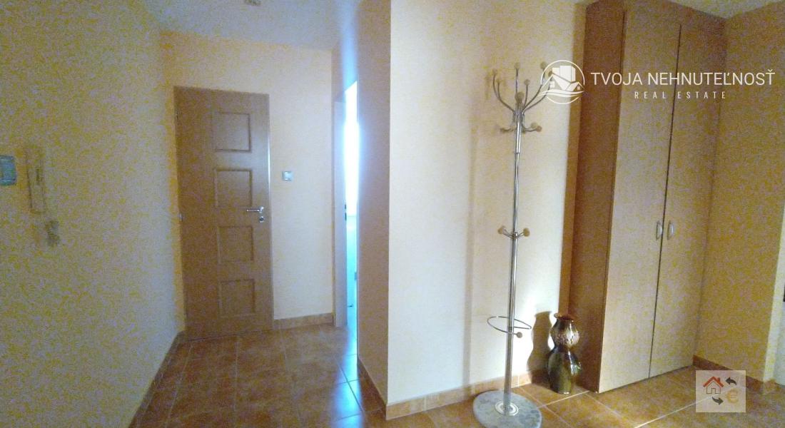 Prenajatý do 1.3.2026...Tehlový 2 izbový byt s balkónom 17.novembra Prešov, zrekonštruovaný a kompletne zariadený