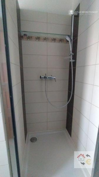 Prenajatý do 1.3.2026...Tehlový 2 izbový byt s balkónom 17.novembra Prešov, zrekonštruovaný a kompletne zariadený