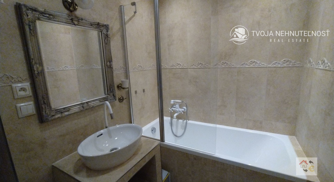 Prenajaté do 1.6.2026 - Krásny 3 izbový byt kompletne zariadený byt Nižná Šebastová - Slánska ulica