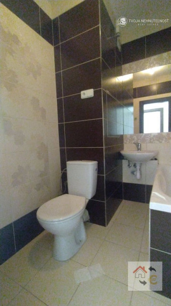 Prenajaté do 1.6.2026...1 izbový zrekonštruovaný byt Vlada Clementisa Sídlisko III