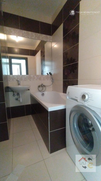 Prenajaté do 1.6.2026...1 izbový zrekonštruovaný byt Vlada Clementisa Sídlisko III