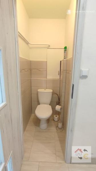 Prenajaté do 30.6. 2025 - 2 izbový priestranný byt v top lokalite Sídliska 2, kompletná rekonštrukcia, zariadený