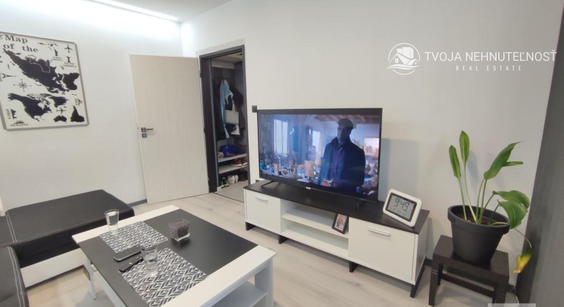 Prenajatý do 1.7.2026....Na prenájom krásny zrekonštruovaný 2 izbový byt sídlisku II pri Lidli