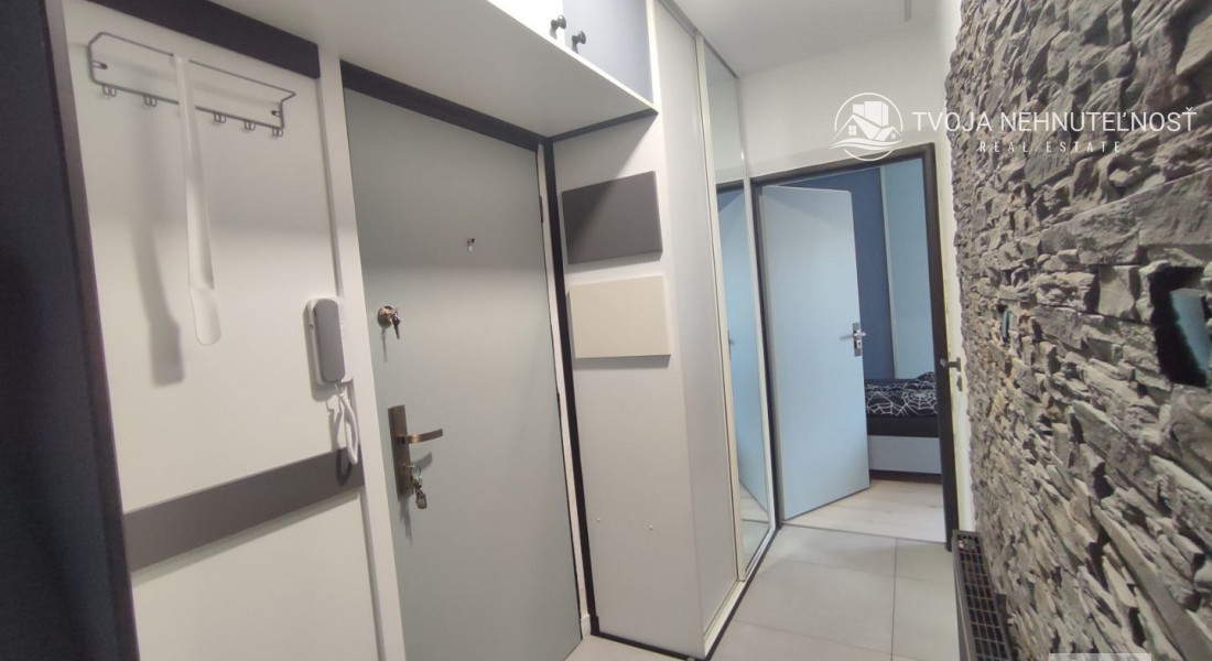 Prenajatý do 1.7.2026....Na prenájom krásny zrekonštruovaný 2 izbový byt sídlisku II pri Lidli