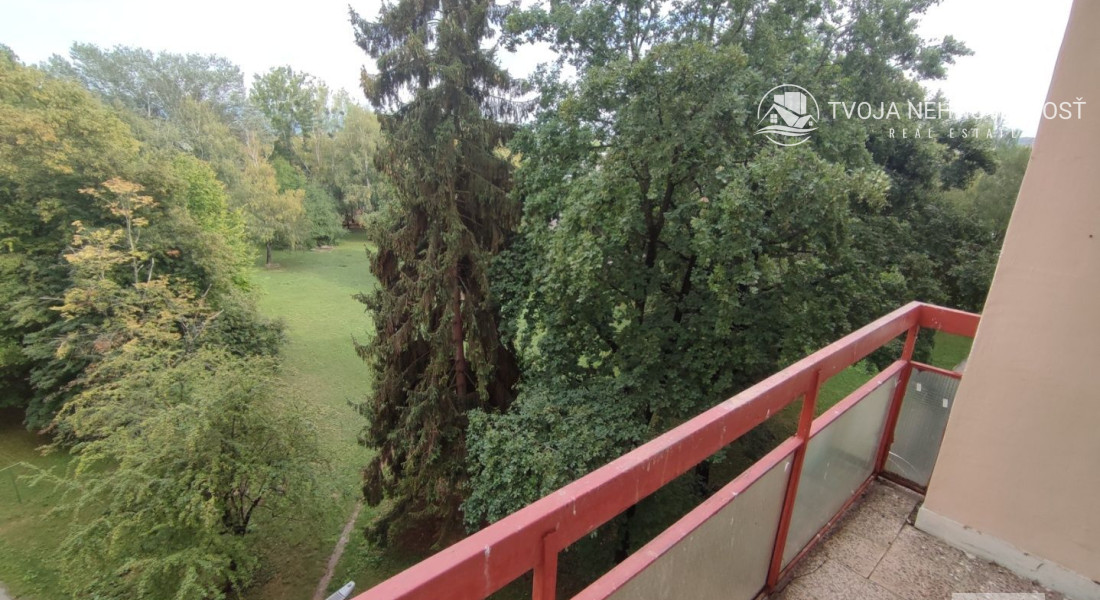 Prenajatý do 30.09.2024... 4 izbový byt po kompletnej rekonštrukcii na sídlisku 3 v Prešove