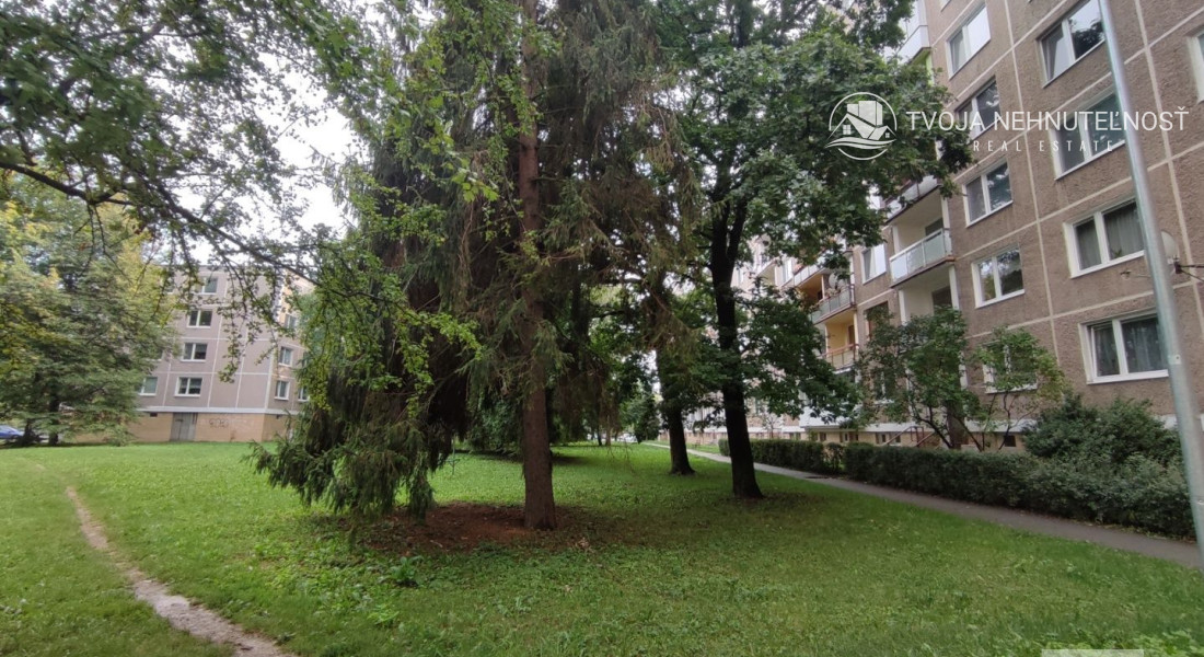 Prenajatý do 30.09.2024... 4 izbový byt po kompletnej rekonštrukcii na sídlisku 3 v Prešove