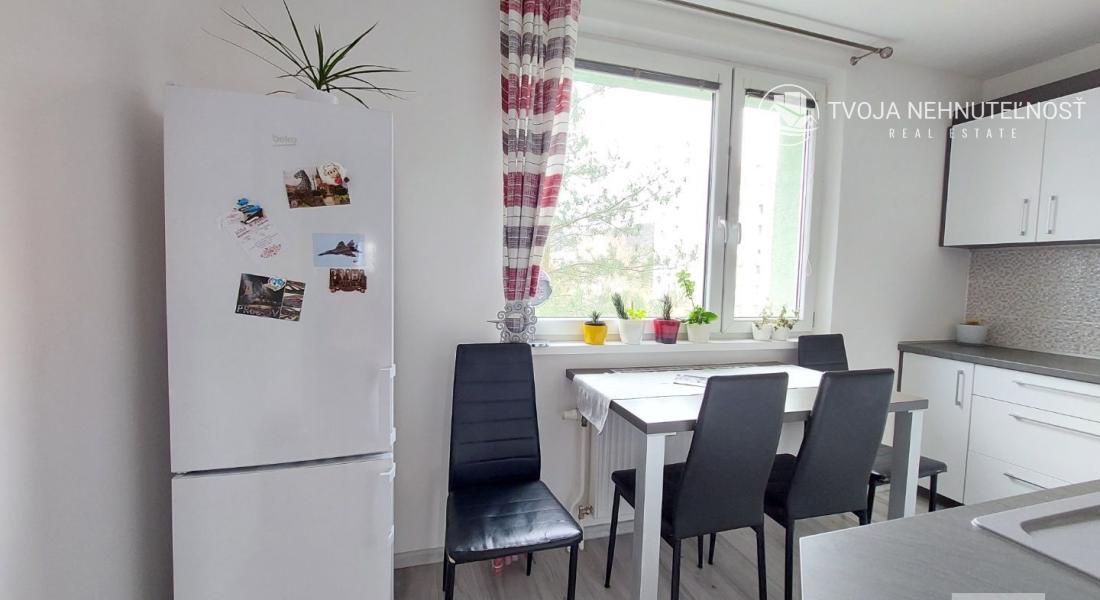 Prenajatý 1.5.2025....Prekrásny 2 izbový byt Sídlisko 3, Prostějovská, kompletná rekonštrukcia, zariadený, ihneď pripravený na bývanie