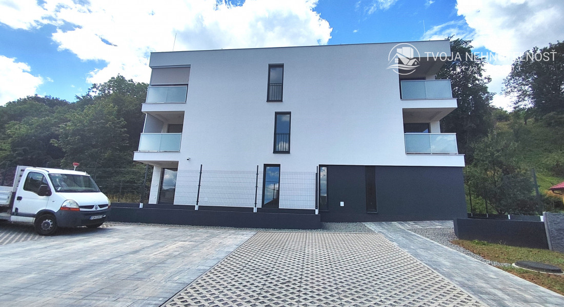 Prenajatý do 1.5.2025....4 izbový byt v nádhernom prostredí blízko lesa Pod Kamennou baňou v Prešove