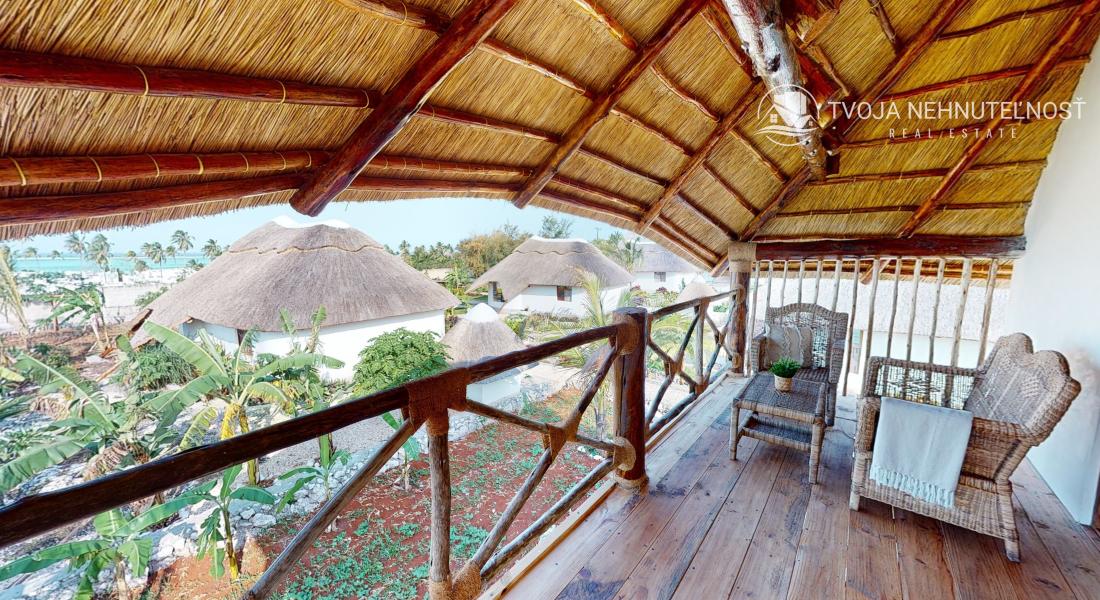 Zaria resort Zanzibar - luxusný poschodový dom, balkón s výhľadom na more a záhradou pre dve osoby D08