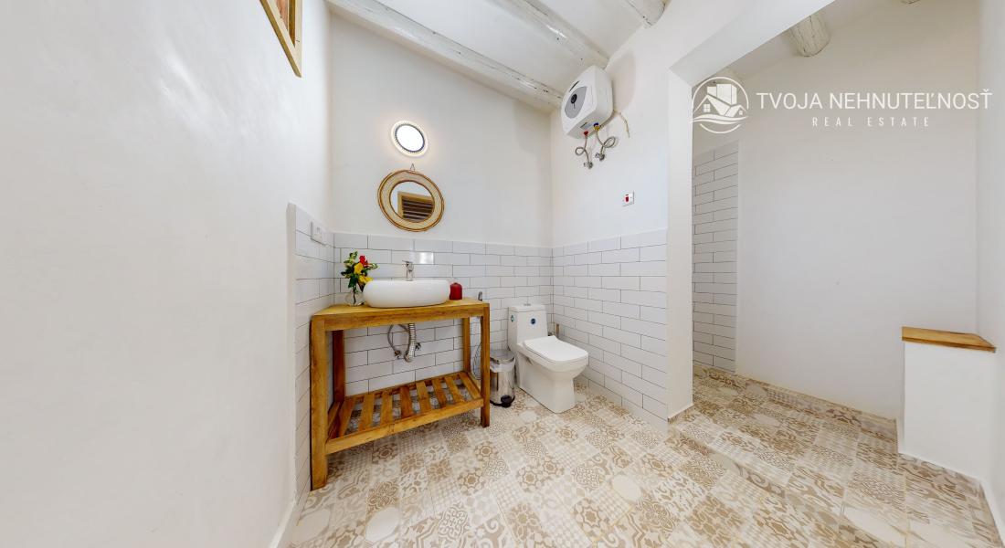 Zaria resort Zanzibar - luxusný poschodový dom, balkón s výhľadom na more a záhradou pre dve osoby D08