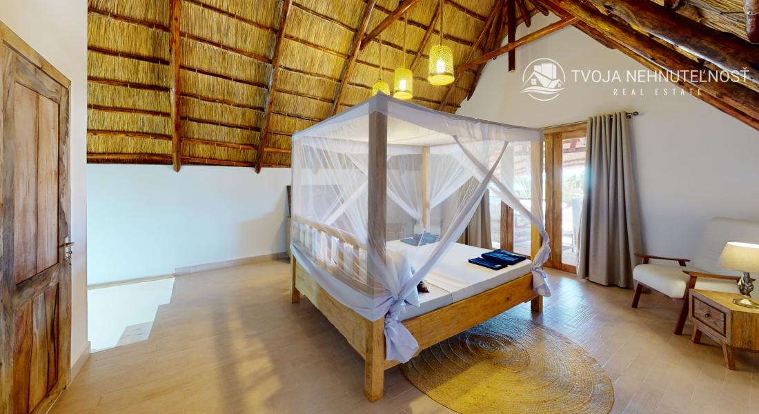 Zaria resort Zanzibar - luxusný poschodový dom, balkón s výhľadom na more a záhradou pre dve osoby D08