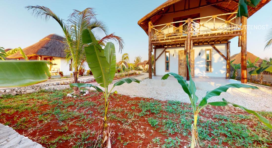 Zaria resort Zanzibar - luxusný poschodový dom, balkón s výhľadom na more a záhradou pre dve osoby D08