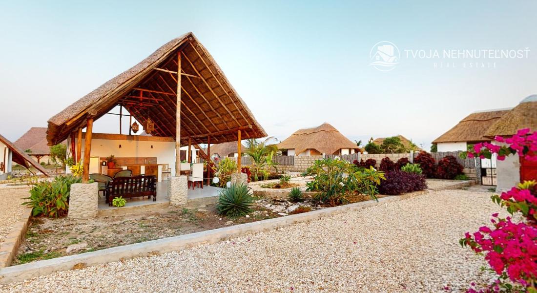 Zaria resort Zanzibar - luxusný poschodový dom, balkón s výhľadom na more a záhradou pre dve osoby D08