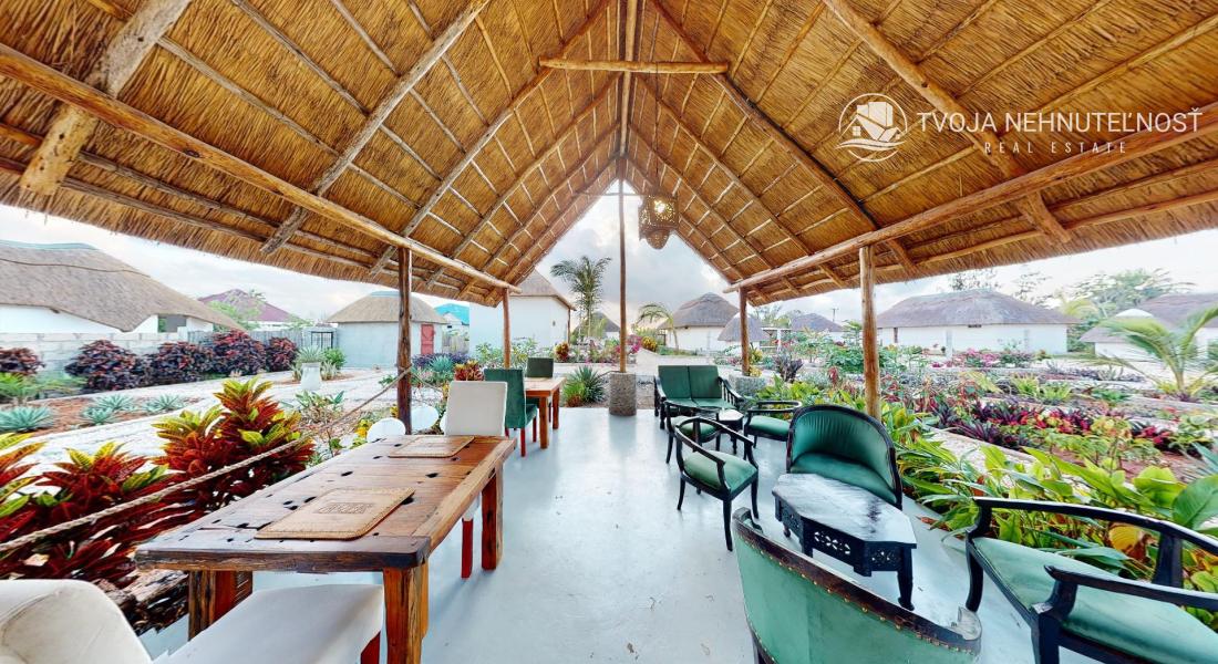 Zaria resort Zanzibar - luxusný poschodový dom, balkón s výhľadom na more a záhradou pre dve osoby D08