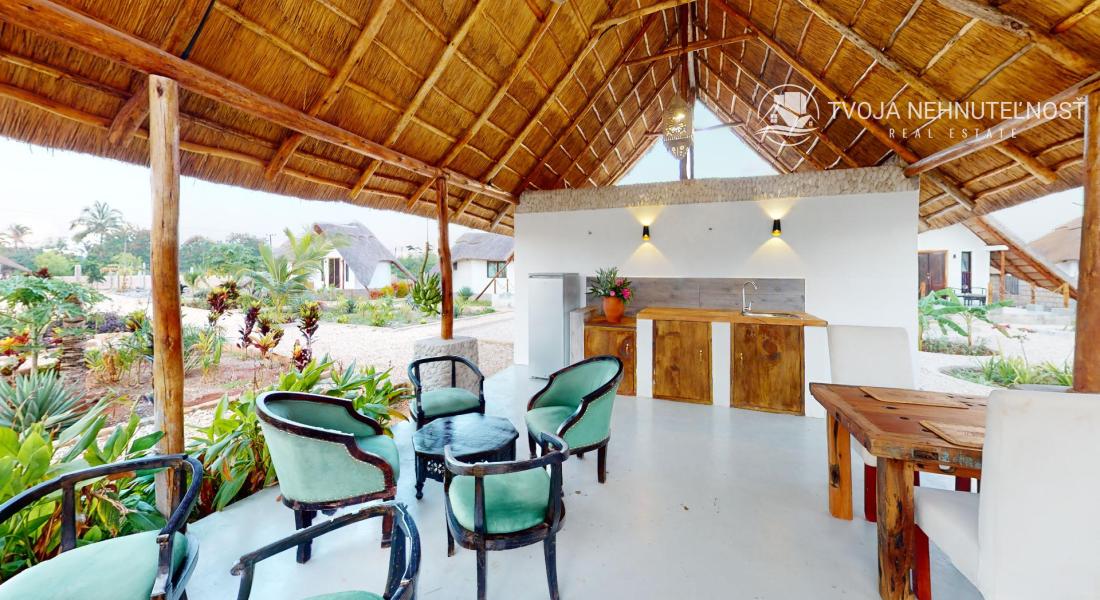Zaria resort Zanzibar - luxusný poschodový dom, balkón s výhľadom na more a záhradou pre dve osoby D08