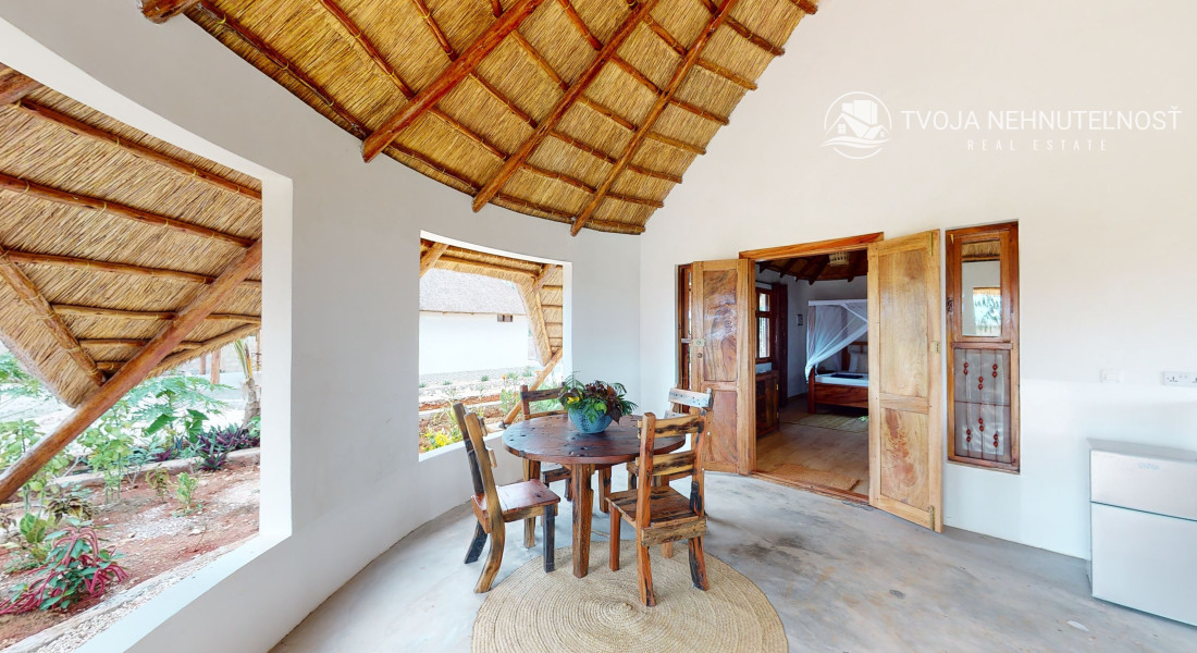 Zaria resort Zanzibar - dovolenkový prenájom bungalovu s dvomi spálňami a záhradou pre dva páry D10