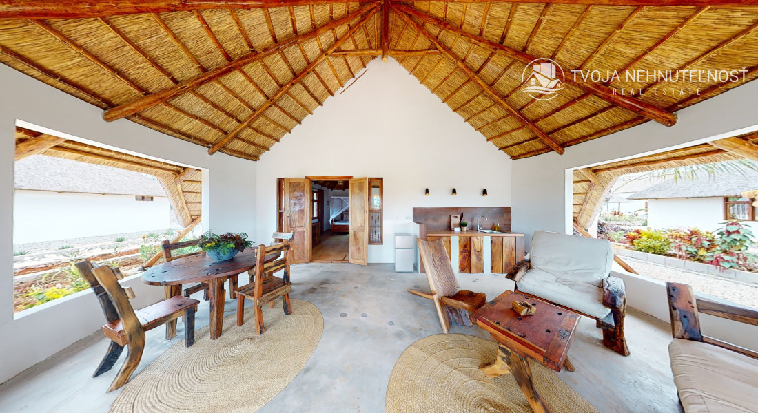 Zaria resort Zanzibar - dovolenkový prenájom bungalovu s dvomi spálňami a záhradou pre dva páry D10