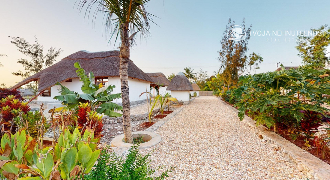 Zaria resort Zanzibar - dovolenkový prenájom bungalovu s dvomi spálňami a záhradou pre dva páry D10
