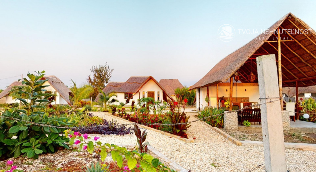Zaria resort Zanzibar - dovolenkový prenájom bungalovu s dvomi spálňami a záhradou pre dva páry D10