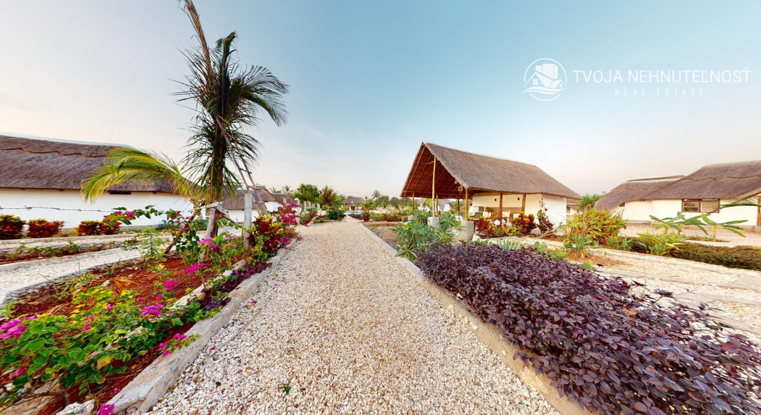 Zaria resort Zanzibar - dovolenkový prenájom bungalovu s dvomi spálňami a záhradou pre dva páry D10