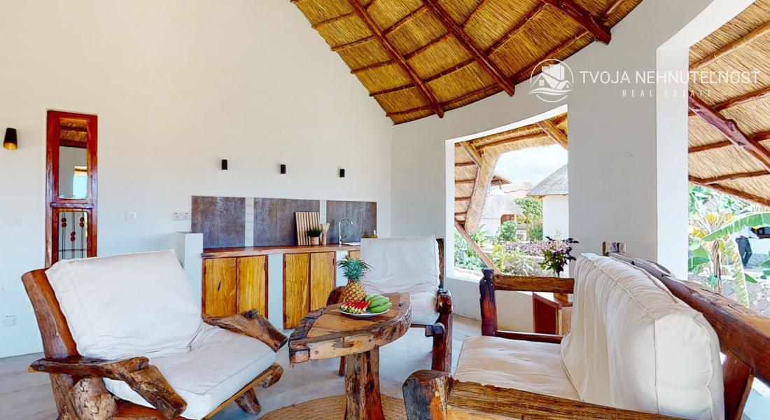 Zaria resort Zanzibar - dovolenkový prenájom bungalovu s dvomi spálňami a záhradou pre 2 páry D11